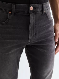 Greensboro Straight High Stretch Jean