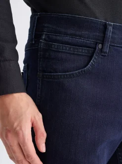 Greensboro Straight Medium Stretch Jean