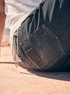 Greensboro Straight Toughlite Low Stretch Jean