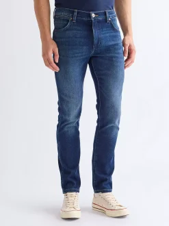 Larston Slim Tapered Low Stretch Jean