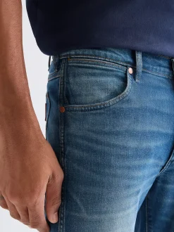 Larston Slim Tapered Medium Stretch Jean