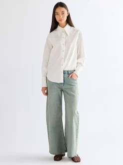 Low Rise Loose Ultra Barrel Jean