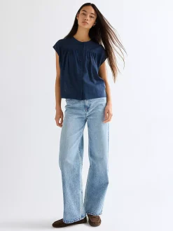 Relaxed Drop Shoulder Shirt