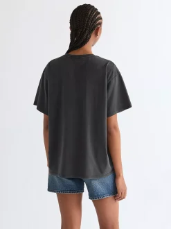 Relaxed Girlfriend Tee