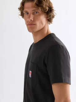 Relaxed Pocket Tee