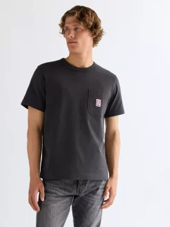Relaxed Pocket Tee