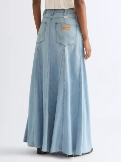Relaxed Radiating Lightweight Maxi Skirt