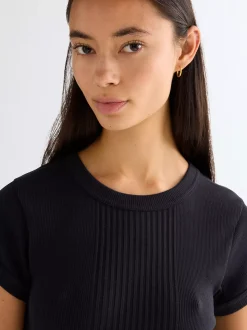 Slim Rib Capped T-Shirt