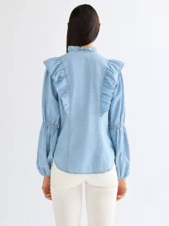 Slim Romance Lightweight Blouse