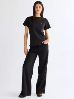Slim Sign Off Tee