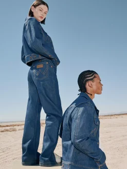 Super Wrangler Barrel Jean