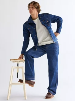 Super Wrangler Loose Jean